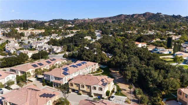 118 Stonebridge, West Covina, CA 91791