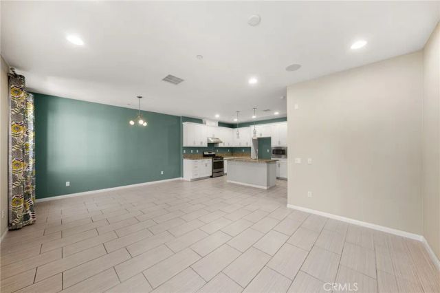 118 Stonebridge, West Covina, CA 91791