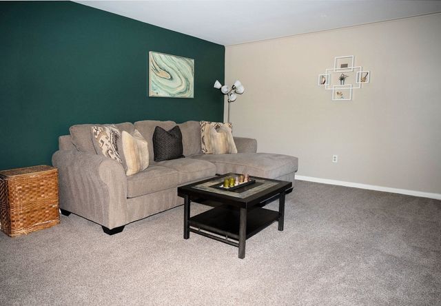 31 Frances Drive 31 D-1, Stoughton, MA 02072