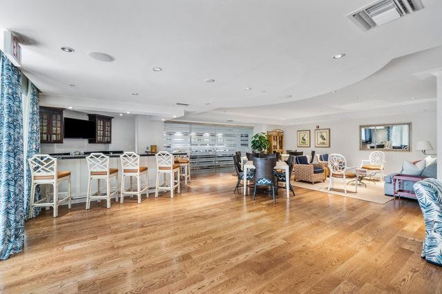 801 S Olive Avenue 420, West Palm Beach, FL 33401