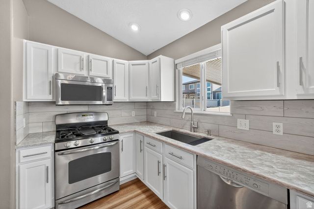 218 W JONATHAN PL, Saratoga Springs, UT 84045