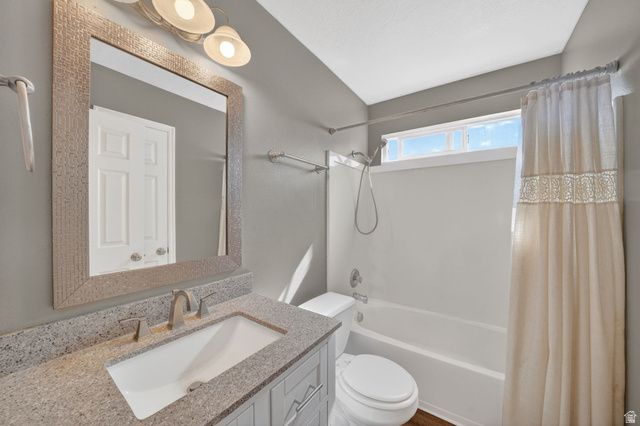 218 W JONATHAN PL, Saratoga Springs, UT 84045