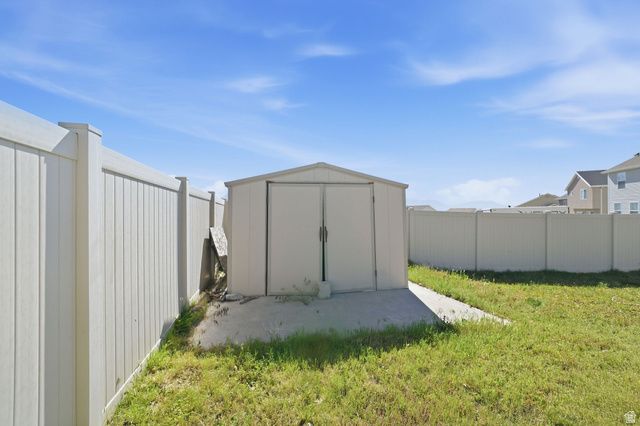 218 W JONATHAN PL, Saratoga Springs, UT 84045