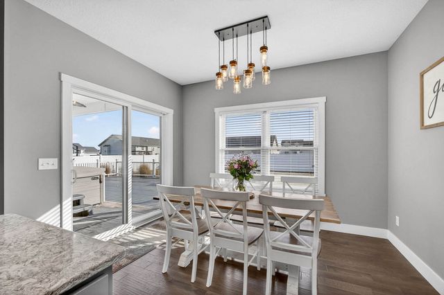 339 Hillside Drive, Eldridge, IA 52748