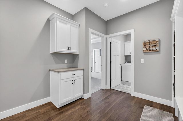 339 Hillside Drive, Eldridge, IA 52748