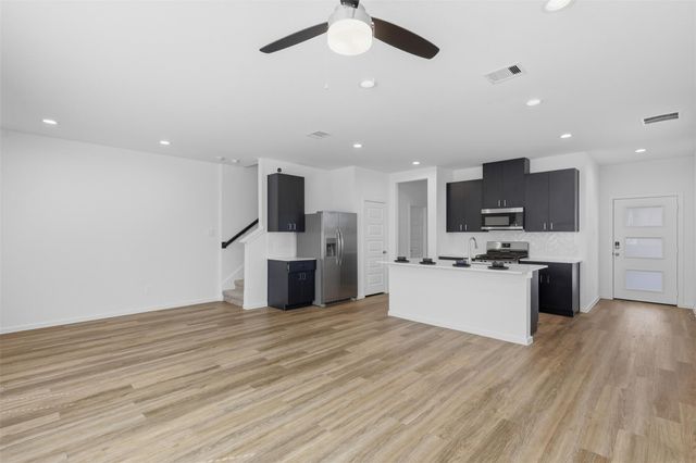 7720 Inwood Grove Lane, Houston, TX 77088