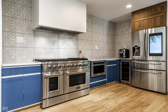 8111 N Meridian Street, Indianapolis, IN 46260