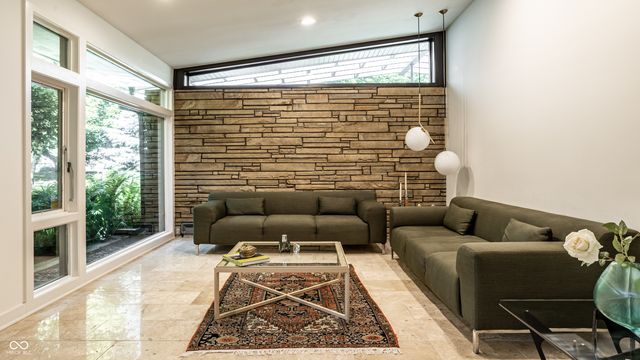 8111 N Meridian Street, Indianapolis, IN 46260