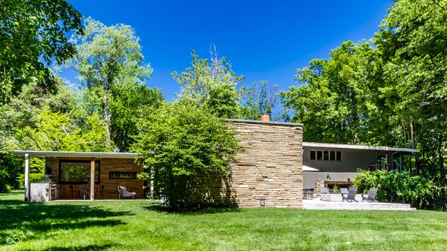 8111 N Meridian Street, Indianapolis, IN 46260