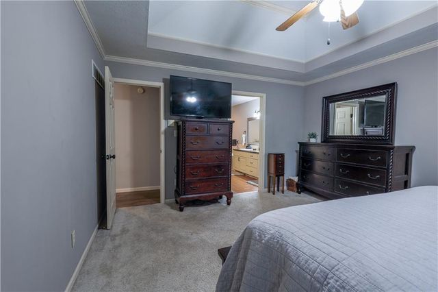721 Eldridge Street, Lawrence, KS 66049