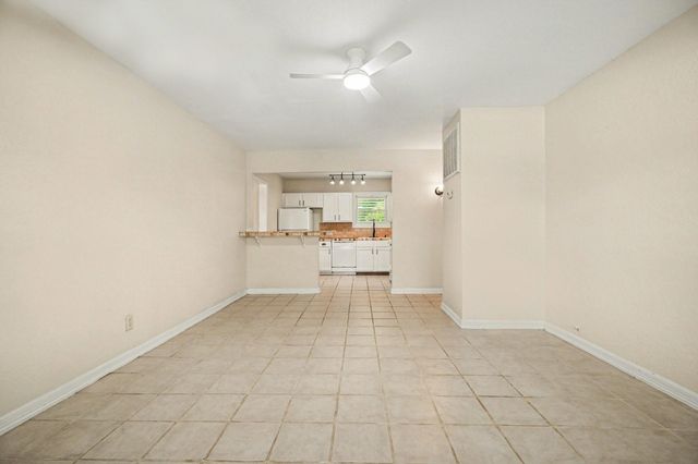 126 Bonita Avenue, Galveston, TX 77550
