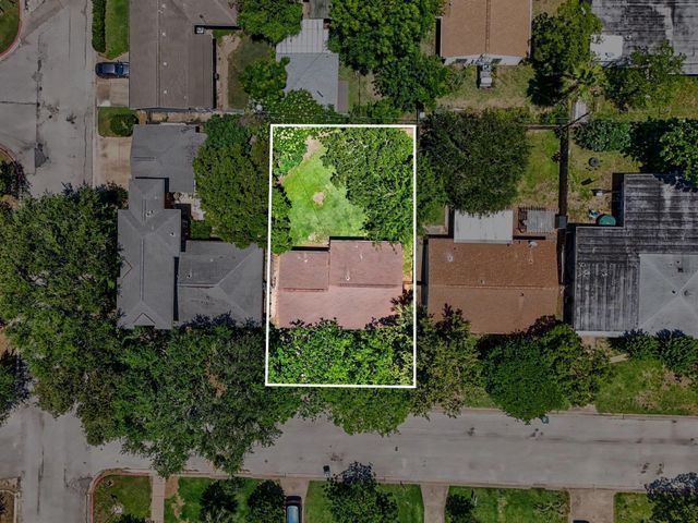 126 Bonita Avenue, Galveston, TX 77550