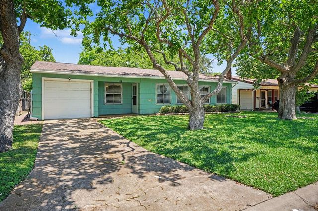126 Bonita Avenue, Galveston, TX 77550
