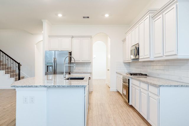 1403 Woodson Ridge Lane, Katy, TX 77494