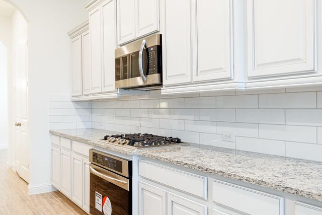1403 Woodson Ridge Lane, Katy, TX 77494
