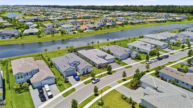 15264 Wildwood Circle, Westlake, FL 33470