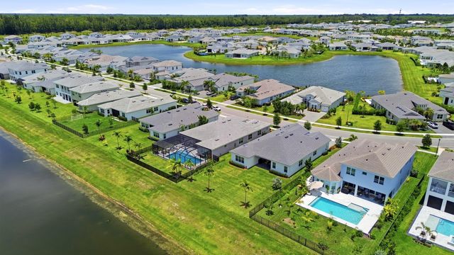 15264 Wildwood Circle, Westlake, FL 33470