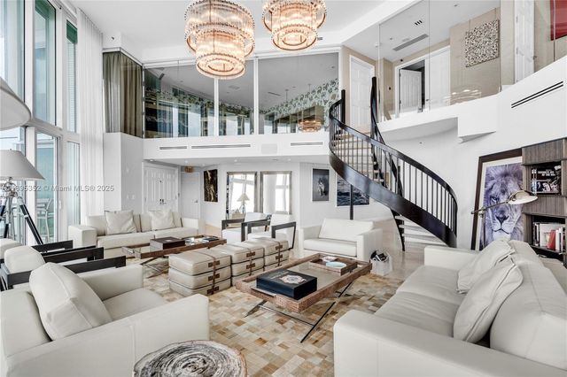 1643 Brickell Ave 3501, Miami, FL 33129