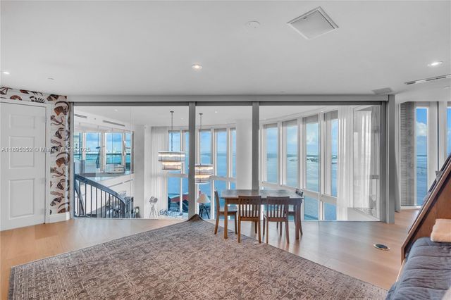 1643 Brickell Ave 3501, Miami, FL 33129