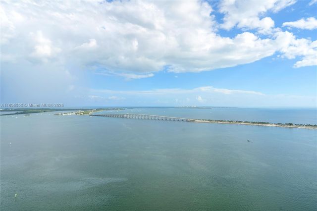 1643 Brickell Ave 3501, Miami, FL 33129