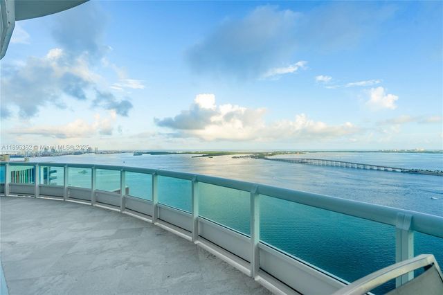 1643 Brickell Ave 3501, Miami, FL 33129