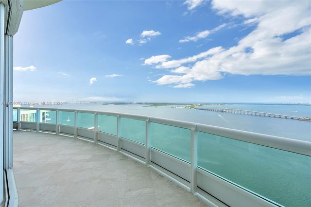 1643 Brickell Ave 3501, Miami, FL 33129