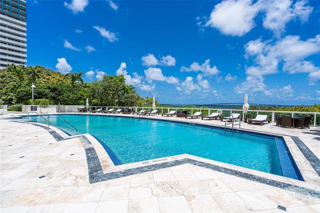 1643 Brickell Ave 3501, Miami, FL 33129