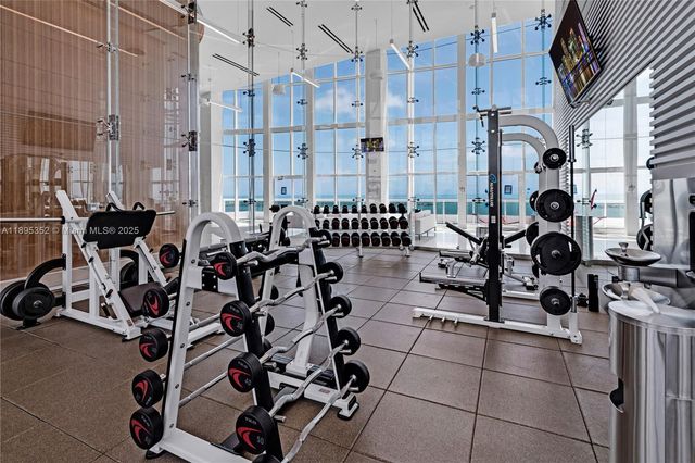 1643 Brickell Ave 3501, Miami, FL 33129