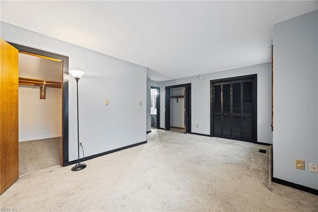 367 Bridgewater DR, Newport News, VA 23603