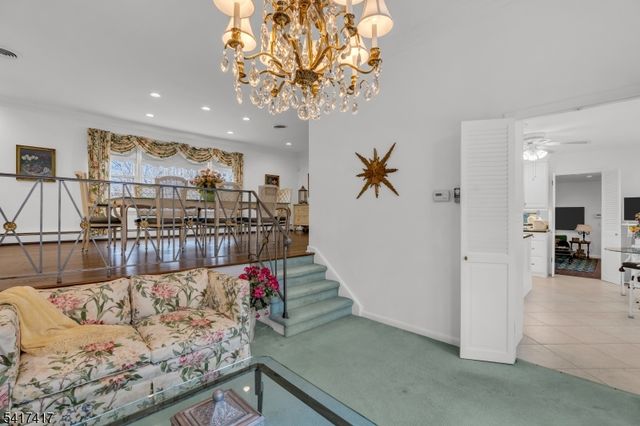 151 Kingwood Dr, Little Falls Twp., NJ 07424