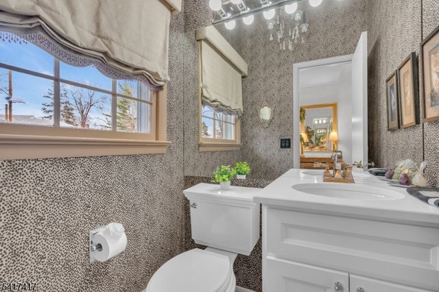 151 Kingwood Dr, Little Falls Twp., NJ 07424