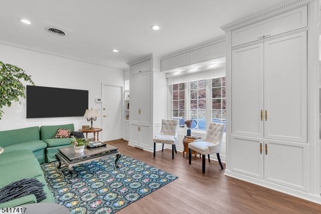 151 Kingwood Dr, Little Falls Twp., NJ 07424