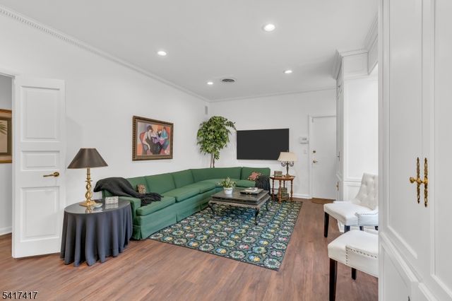 151 Kingwood Dr, Little Falls Twp., NJ 07424