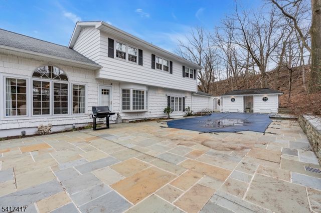 151 Kingwood Dr, Little Falls Twp., NJ 07424