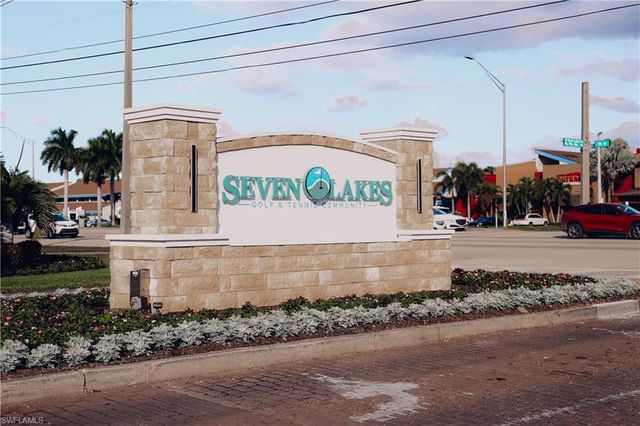 1724 Pine Valley DR # 201, Fort Myers, FL 33907