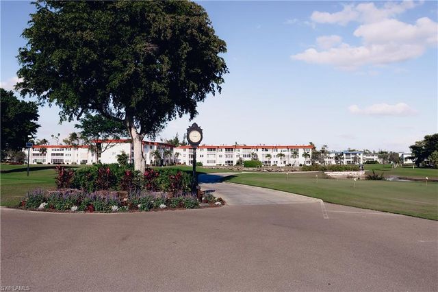 1724 Pine Valley DR # 201, Fort Myers, FL 33907