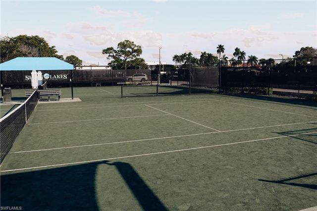 1724 Pine Valley DR # 201, Fort Myers, FL 33907