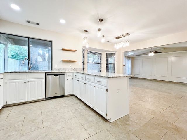 3101 Murphy Drive, Bedford, TX 76021