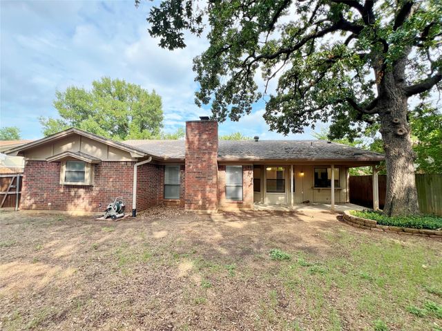 3101 Murphy Drive, Bedford, TX 76021