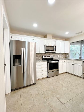 3101 Murphy Drive, Bedford, TX 76021