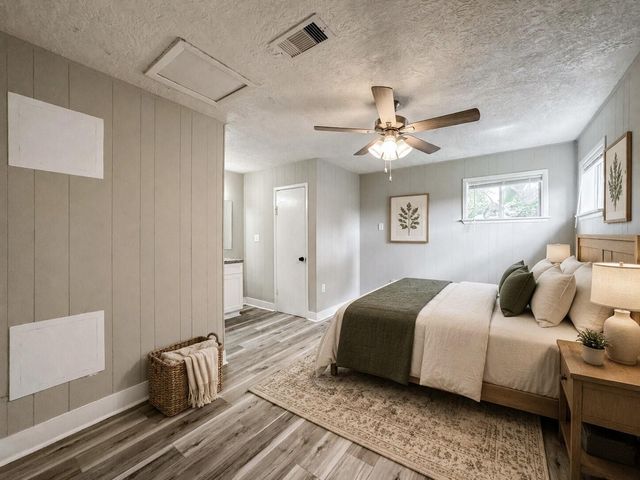 429 17th Avenue N, Texas City, TX 77590