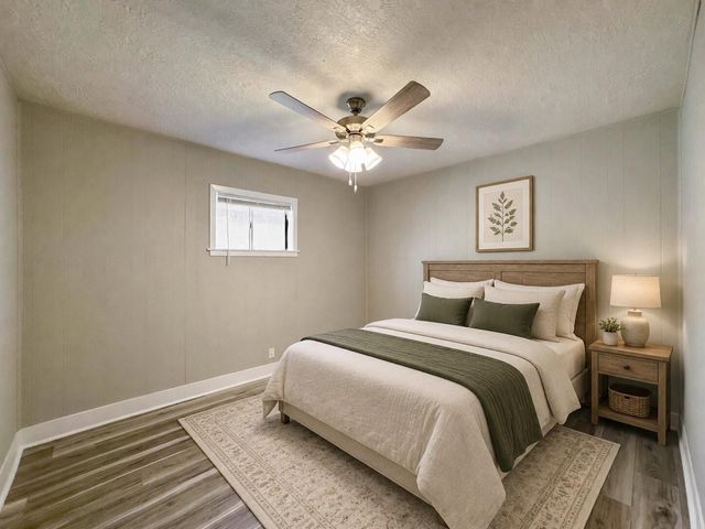 429 17th Avenue N, Texas City, TX 77590