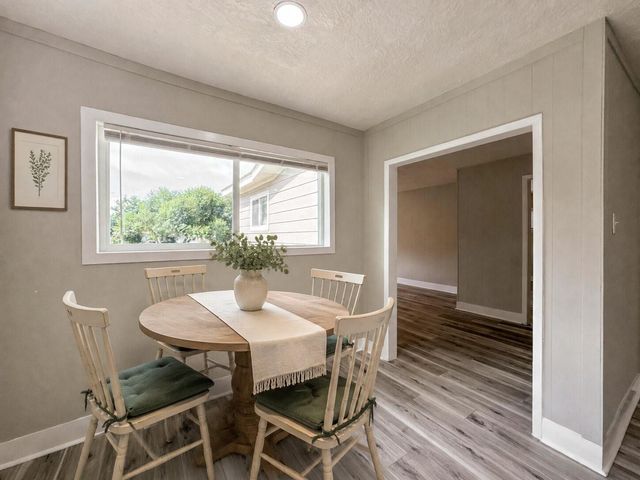 429 17th Avenue N, Texas City, TX 77590