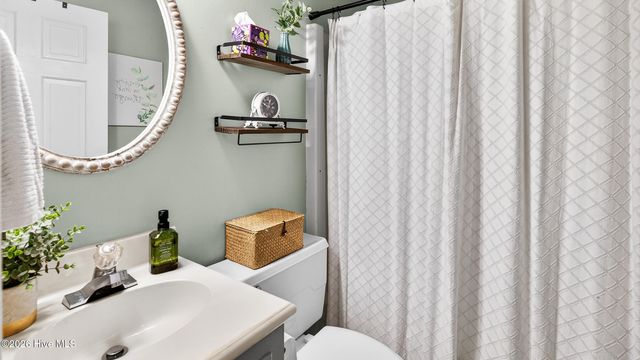 118 Greenwood Drive, Greenville, NC 27834