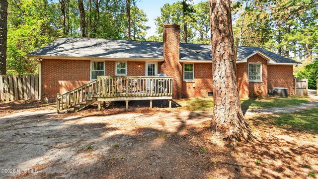 118 Greenwood Drive, Greenville, NC 27834