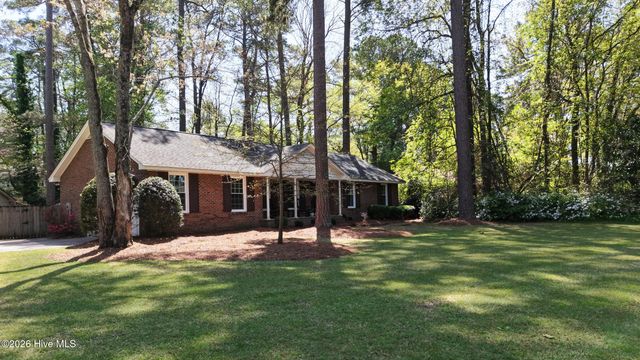 118 Greenwood Drive, Greenville, NC 27834