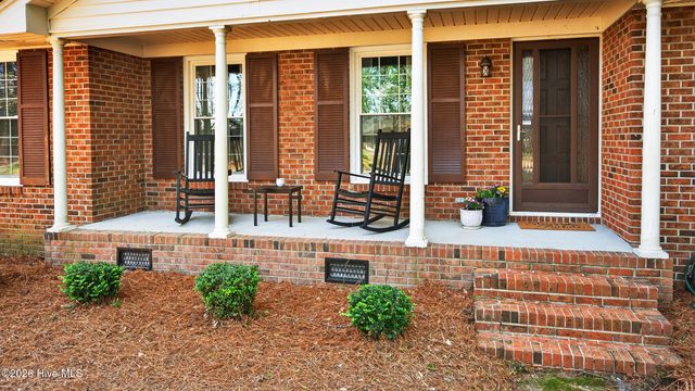 118 Greenwood Drive, Greenville, NC 27834