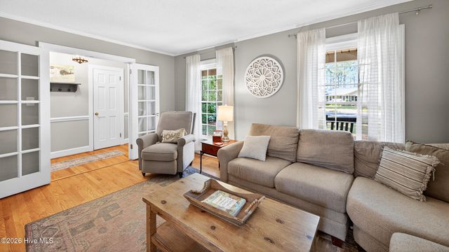 118 Greenwood Drive, Greenville, NC 27834