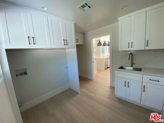 5015 Redwillow Lane, La Canada Flintridge, CA 91011