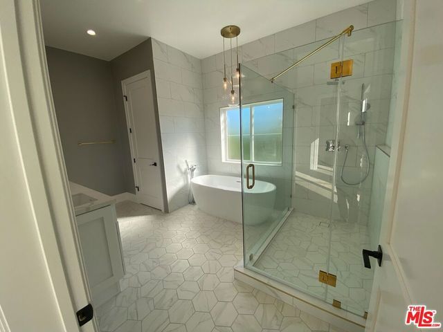 5015 Redwillow Lane, La Canada Flintridge, CA 91011
